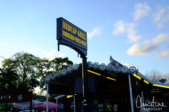 Hubcap Grill in the Heights